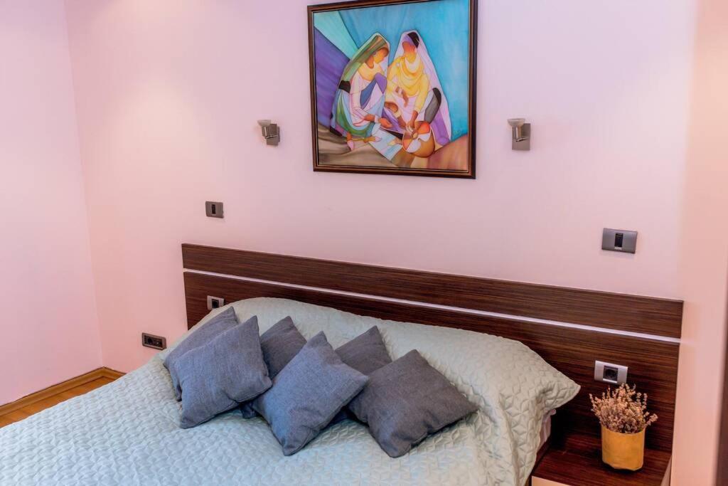Sea View Apartment Next To Sea Garden And Beach Varna Exteriér fotografie