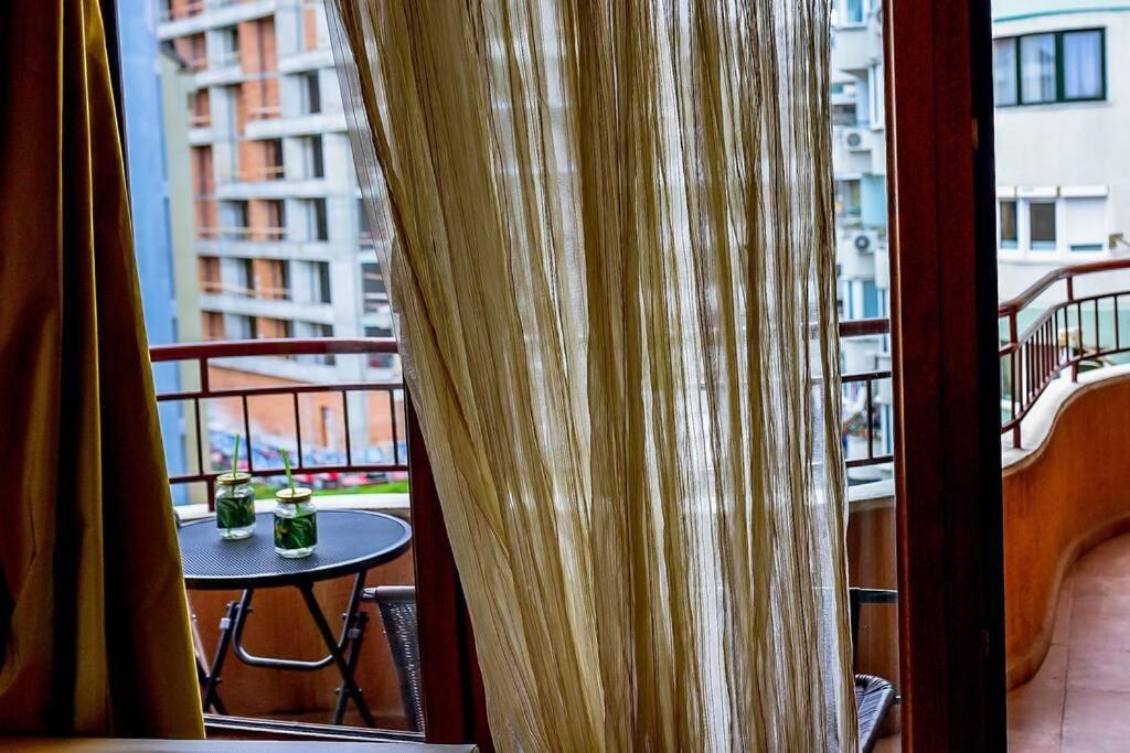 Sea View Apartment Next To Sea Garden And Beach Varna Exteriér fotografie