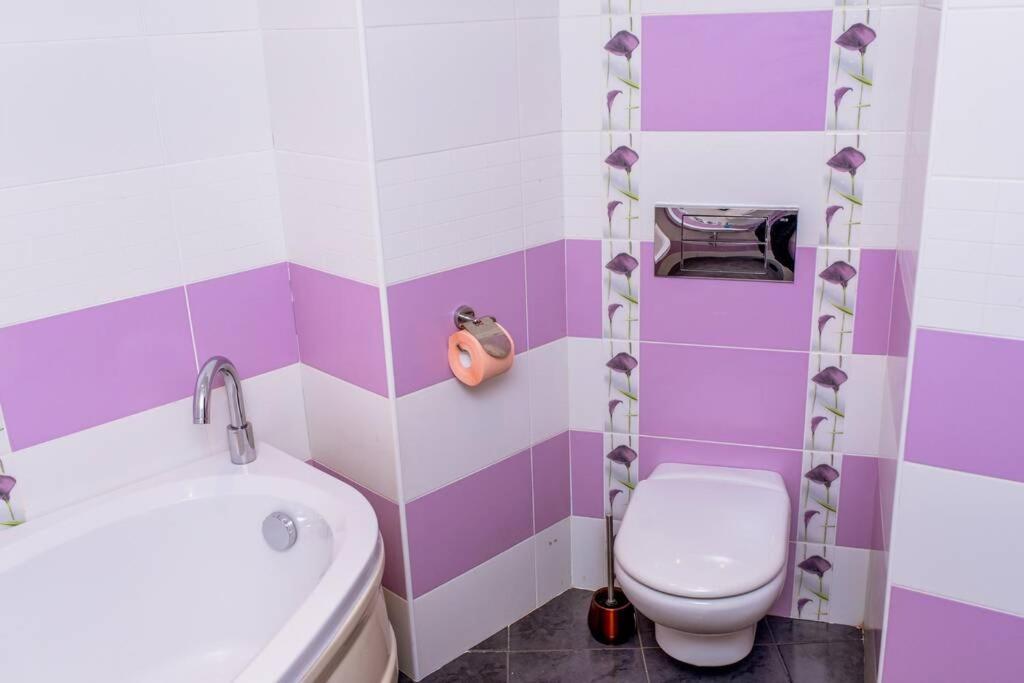Sea View Apartment Next To Sea Garden And Beach Varna Exteriér fotografie
