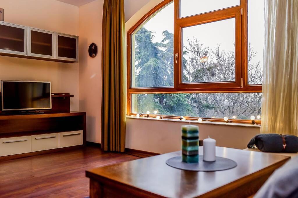 Sea View Apartment Next To Sea Garden And Beach Varna Exteriér fotografie